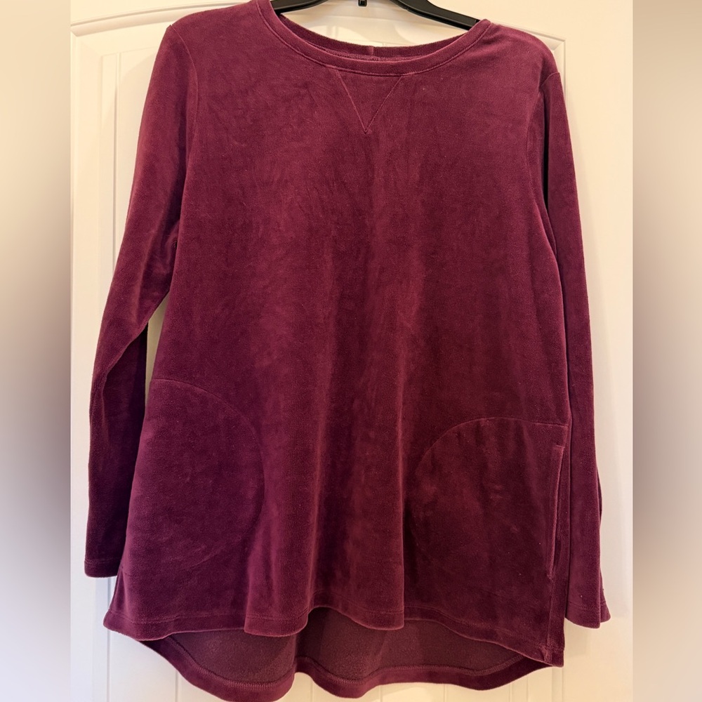 D & Co. sz L Purple Sweatshirt Top cotton velvet feel, pockets, high low hem QVC